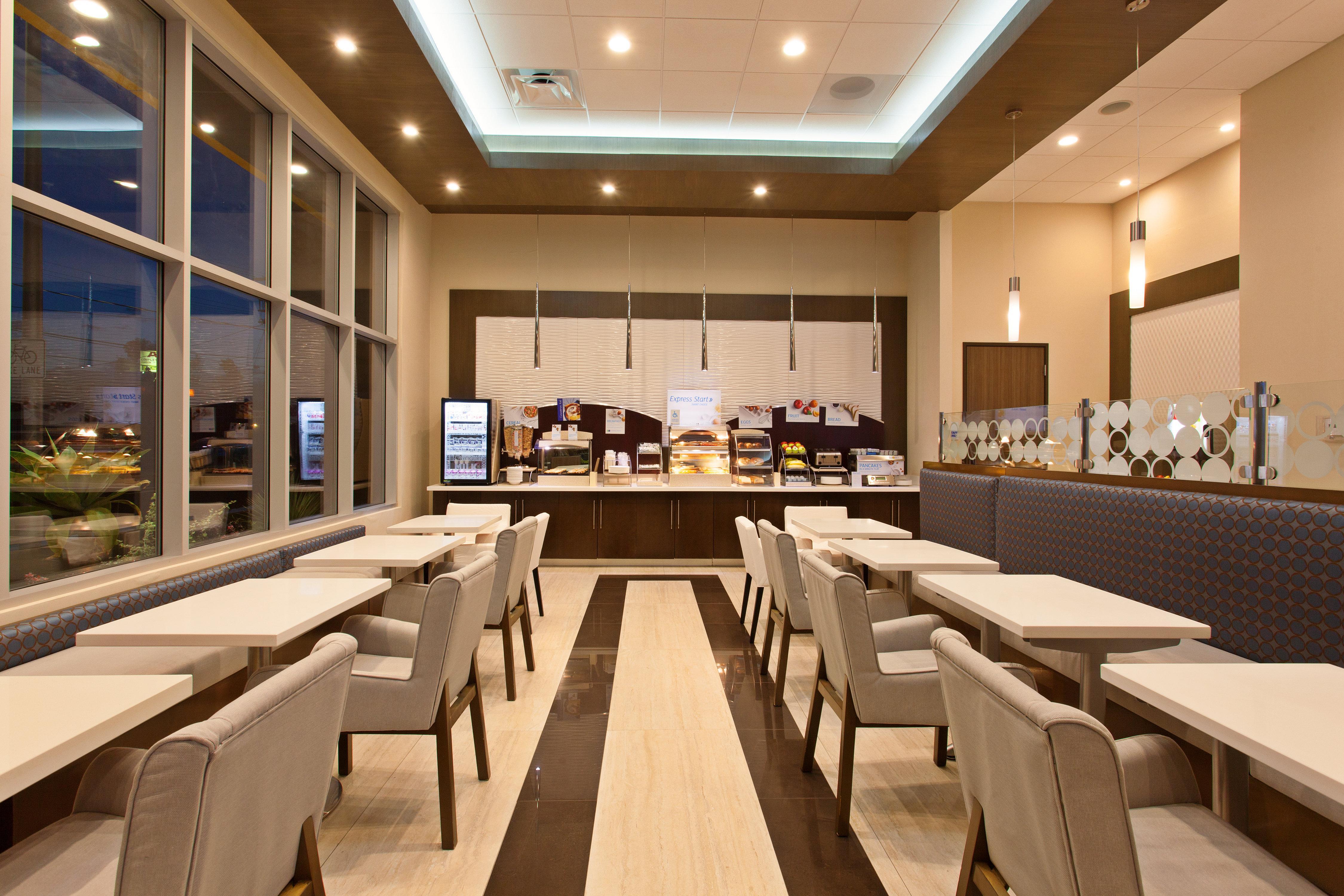 Holiday Inn Express North Hollywood - Burbank Area By Ihg Los Angeles Ngoại thất bức ảnh
