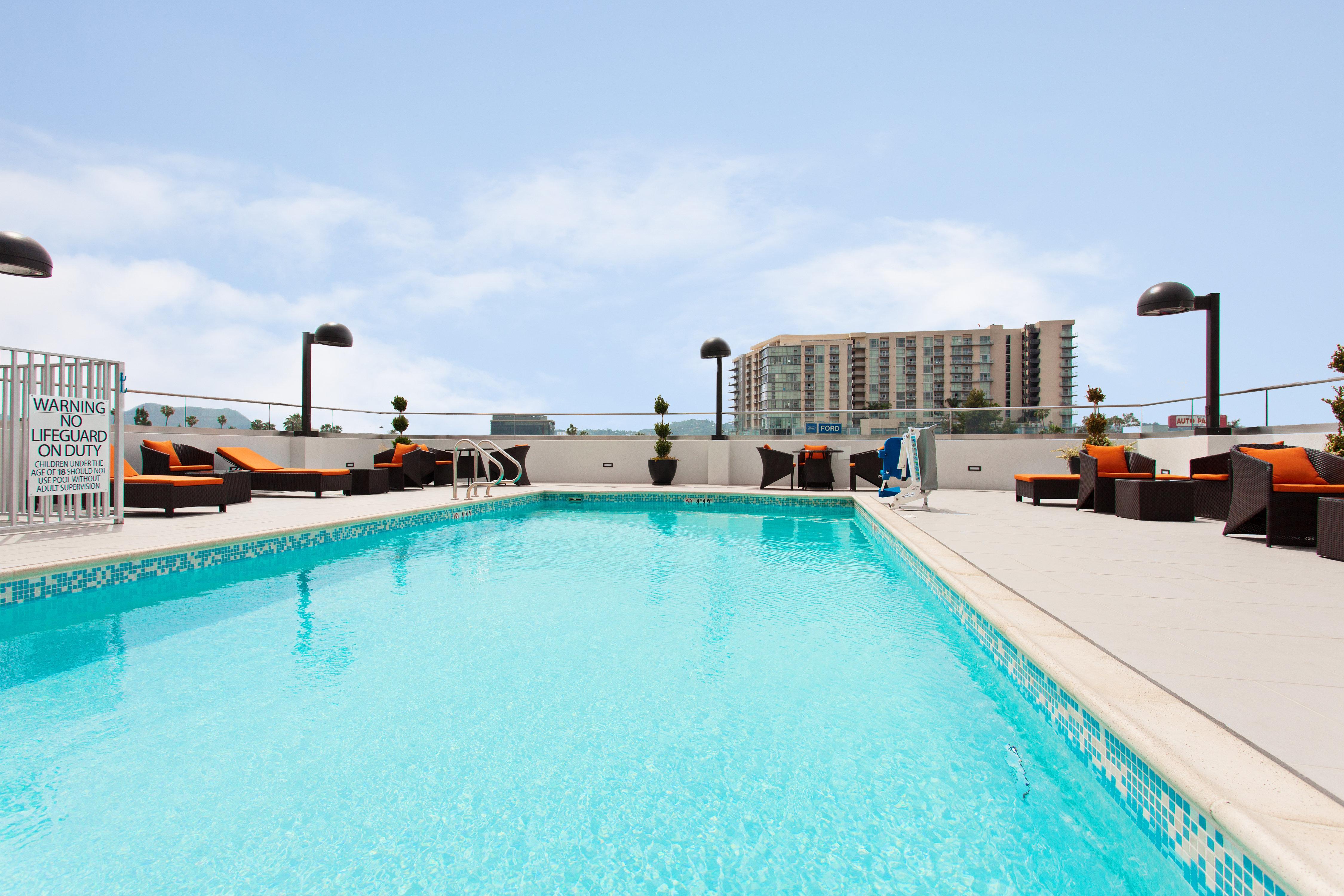 Holiday Inn Express North Hollywood - Burbank Area By Ihg Los Angeles Ngoại thất bức ảnh
